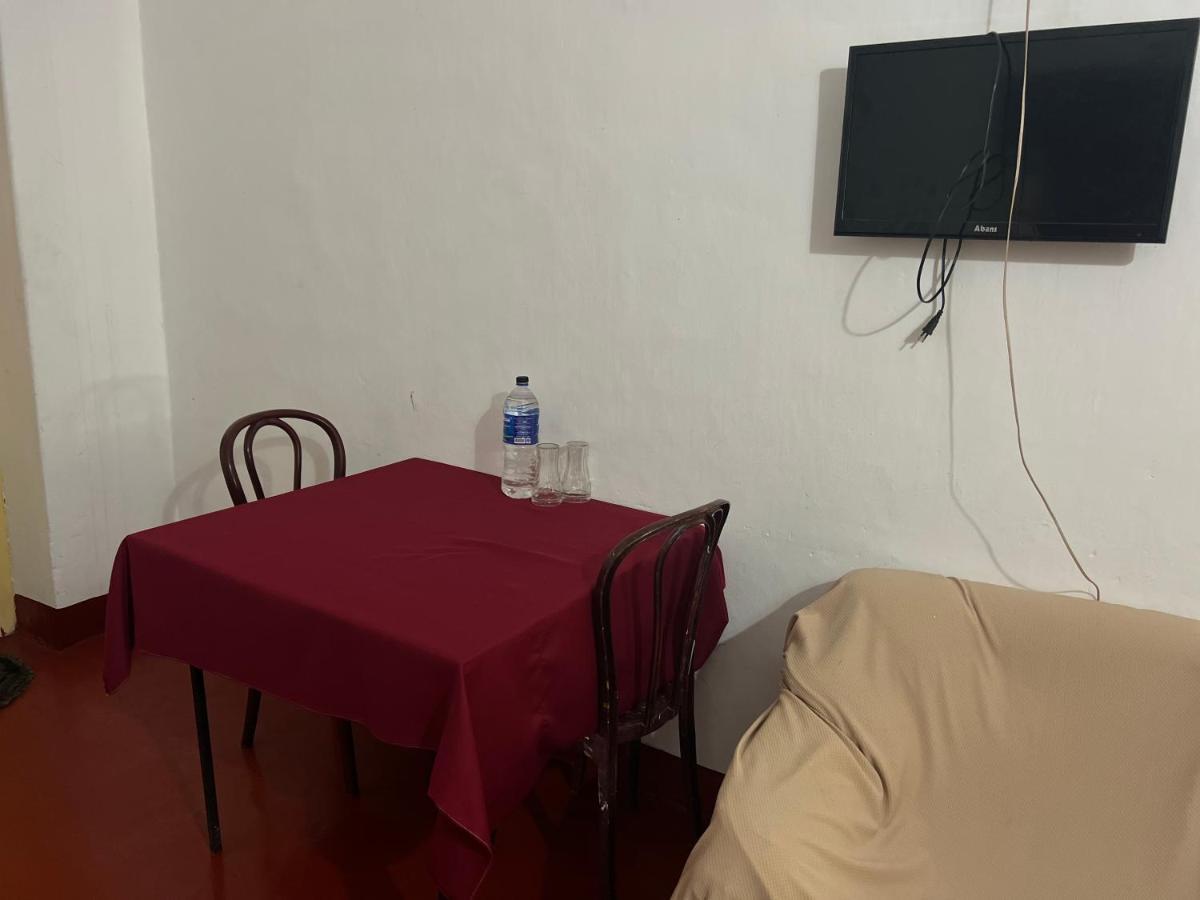 Отель Resthouse Vavuniya Экстерьер фото